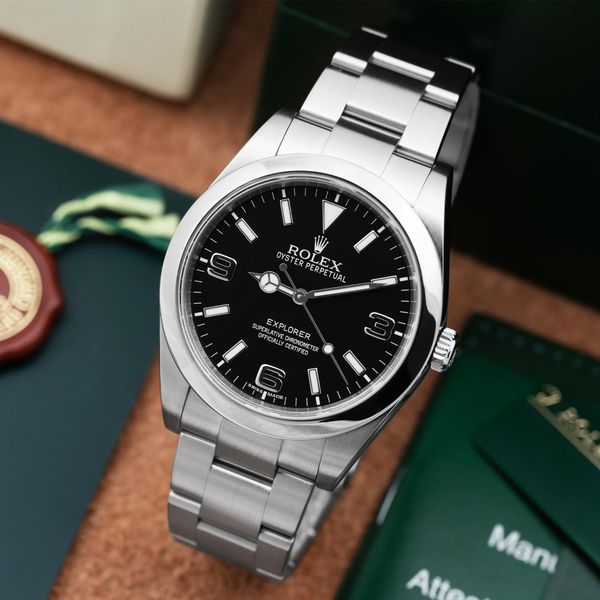 Rolex Explorer 214270